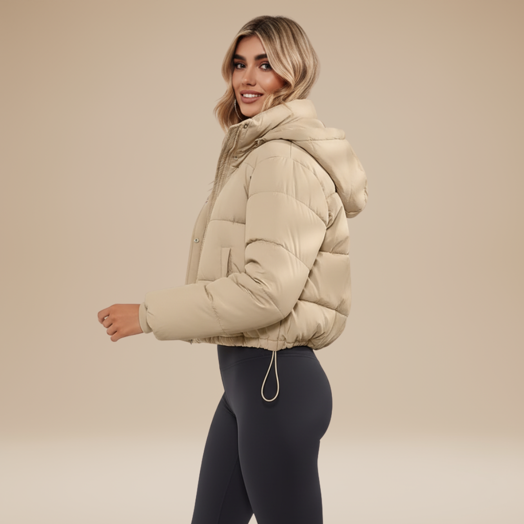 Amelia | Piumino Corto da Donna con Cappuccio Avvolgente